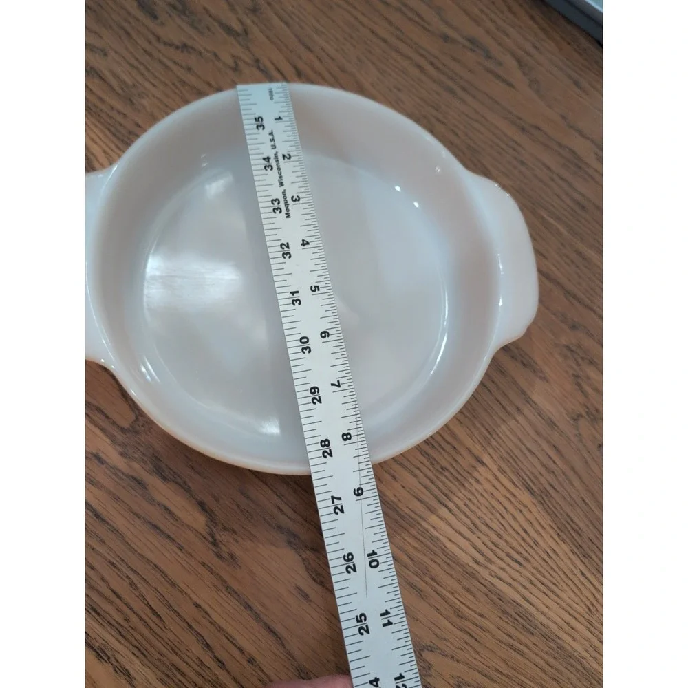 Vintage Fire King #450 Peach Luster 8 Inch Baking Dish‎ Great Condition